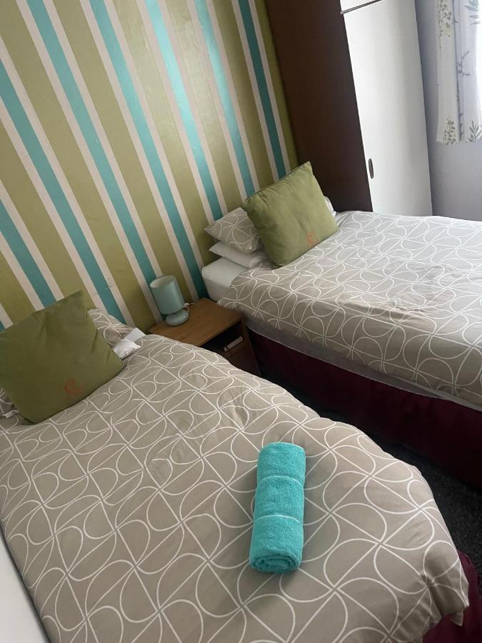 Uk Travel & Hospitality Ltd Ta Canberra Hotel بلاكبول المظهر الخارجي الصورة