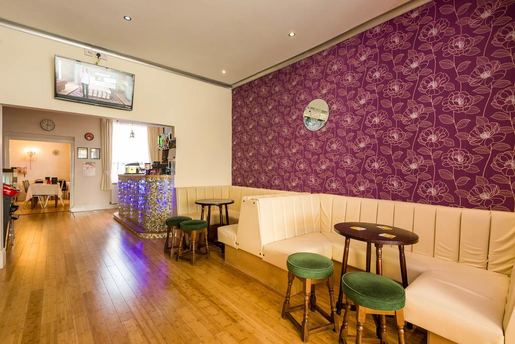 Uk Travel & Hospitality Ltd Ta Canberra Hotel بلاكبول المظهر الخارجي الصورة