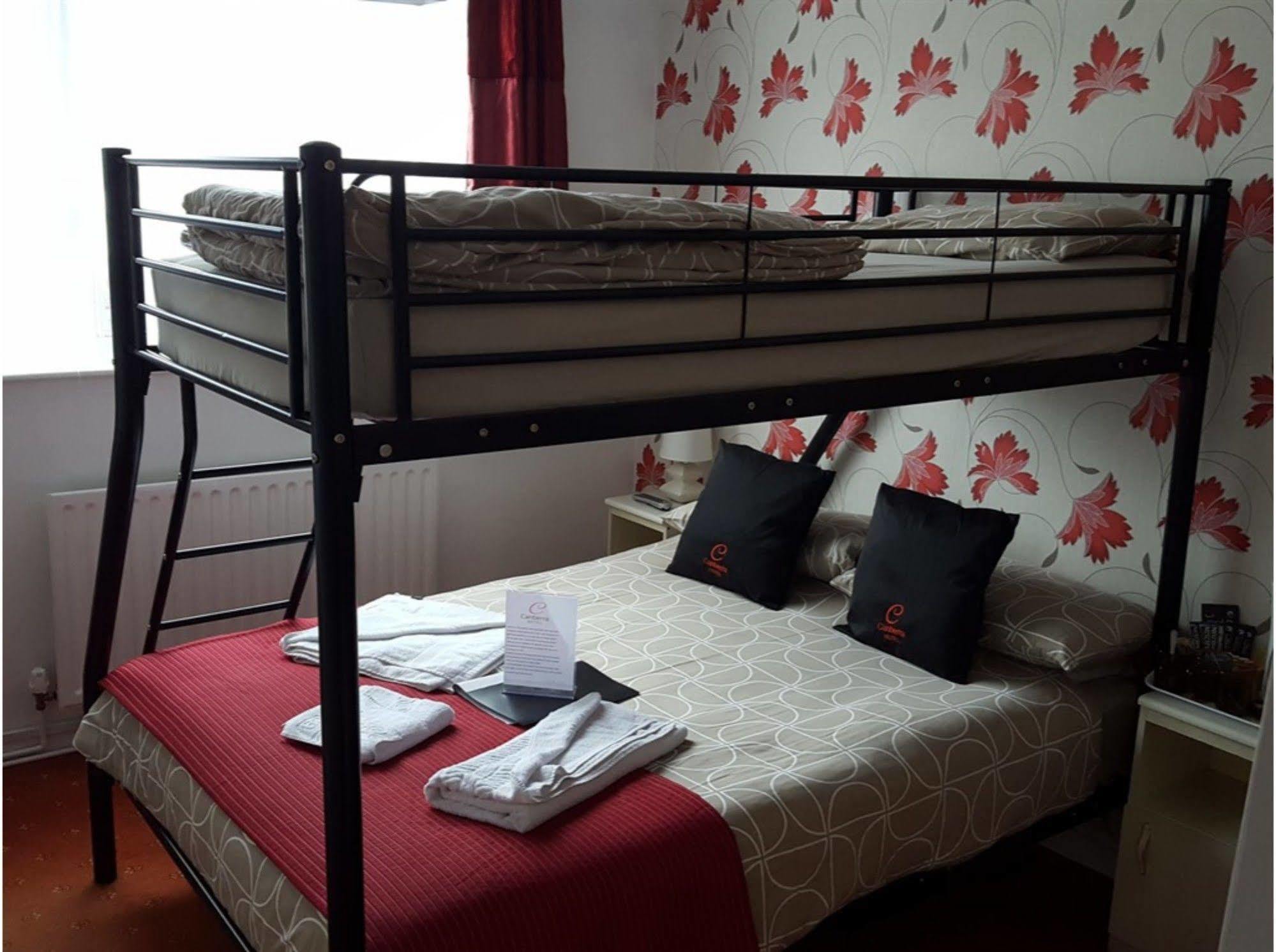 Uk Travel & Hospitality Ltd Ta Canberra Hotel بلاكبول المظهر الخارجي الصورة