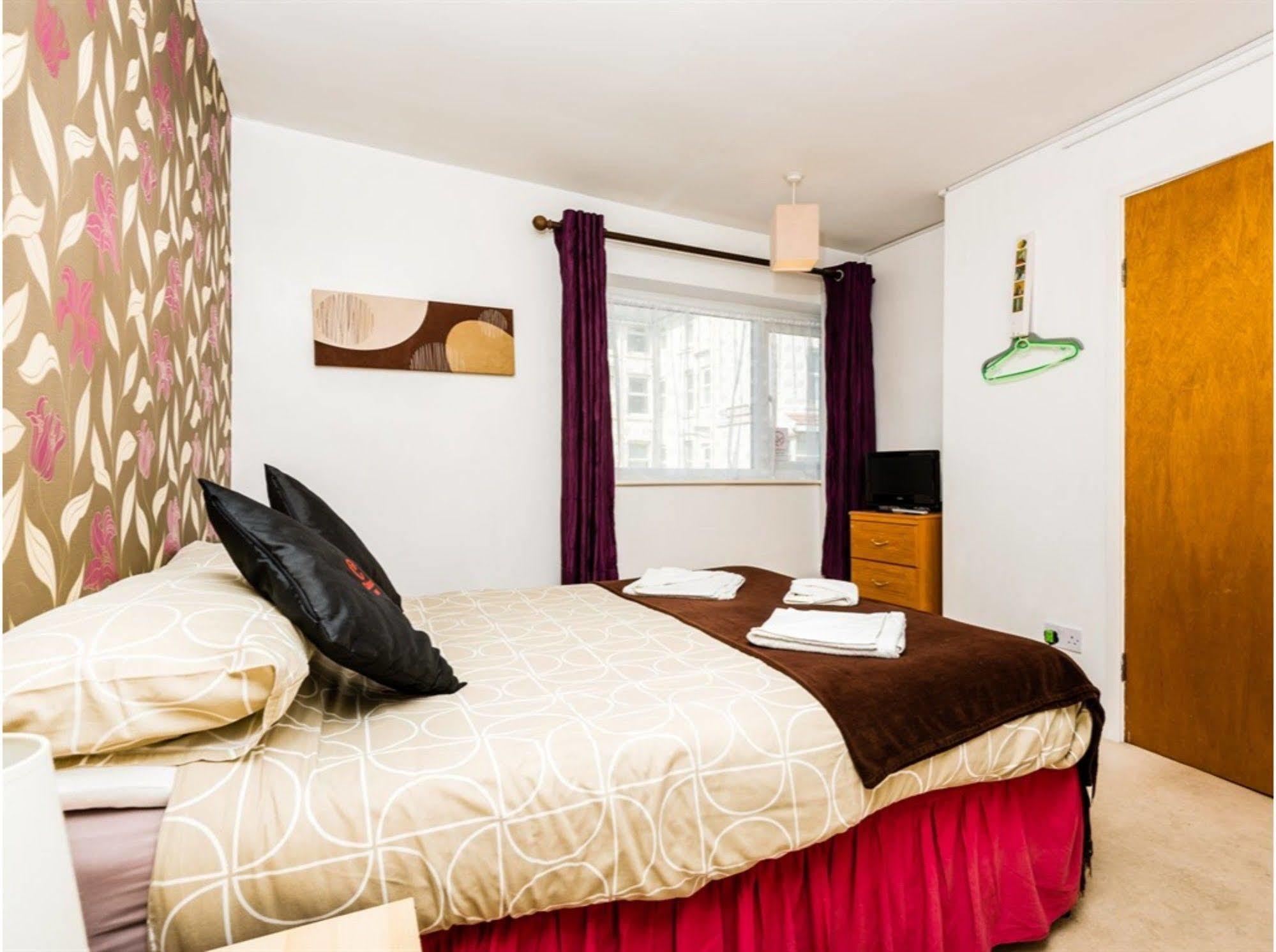 Uk Travel & Hospitality Ltd Ta Canberra Hotel بلاكبول المظهر الخارجي الصورة